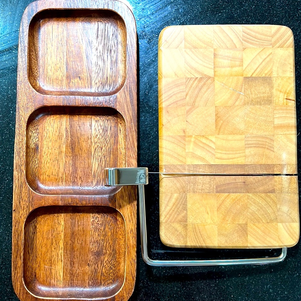 NWOT CRATE&BARREL Teak Serving Tray & Beechwood Cheese Slicer Set